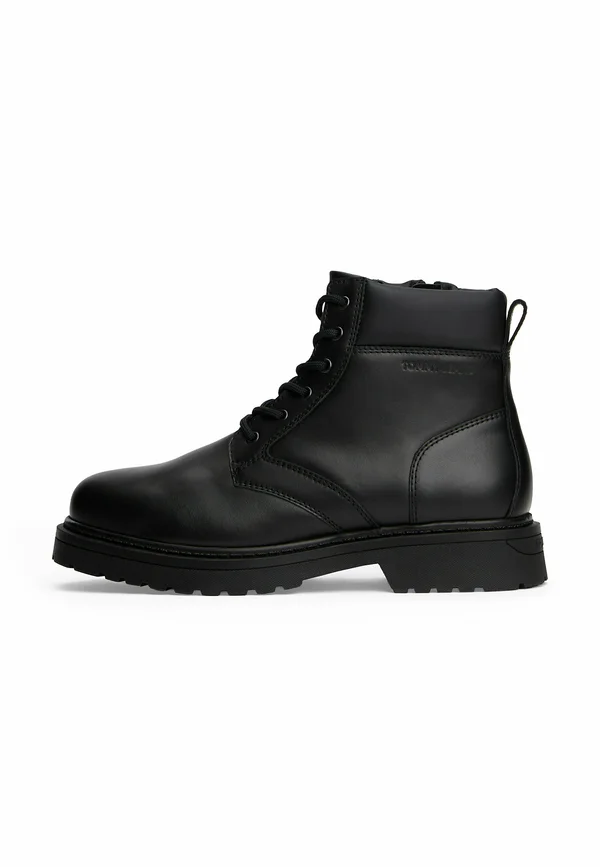 Lace-up ankle boots - black
