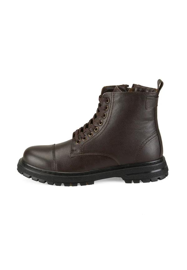 Lace-up ankle boots - brown