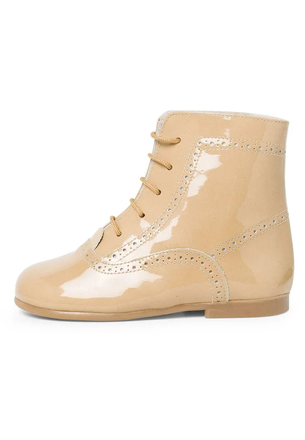 Lace-up ankle boots - camel
