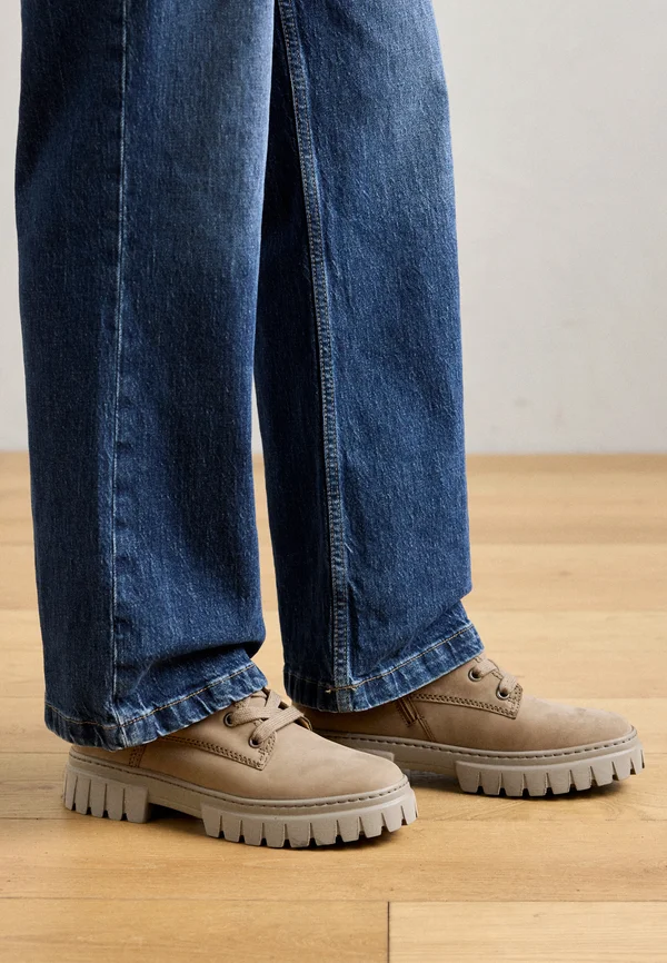 Lace-up ankle boots - fango