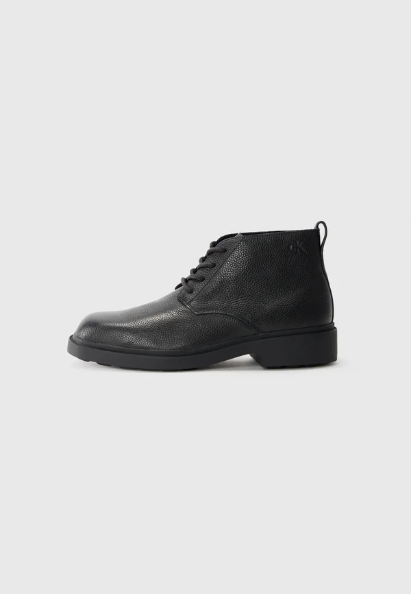 Lace-up ankle boots - triple black