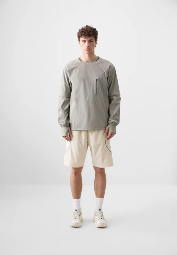 LATITUDE FLIGHT CONVERT SHELL TEE - Long sleeved top - boulder green