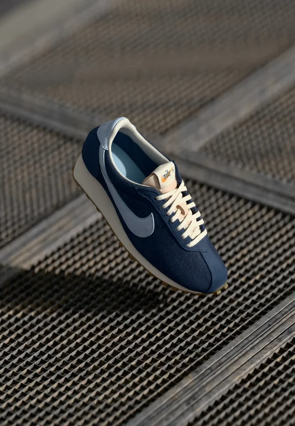 LD 1000 SE - Trainers - midnight navy/celestine blue/pale ivory/college grey/sundial/light brown