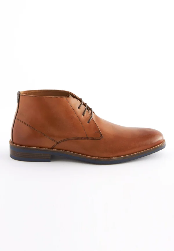 LEATHER CHUKKA BOOTS - Lace-up ankle boots - tan brown