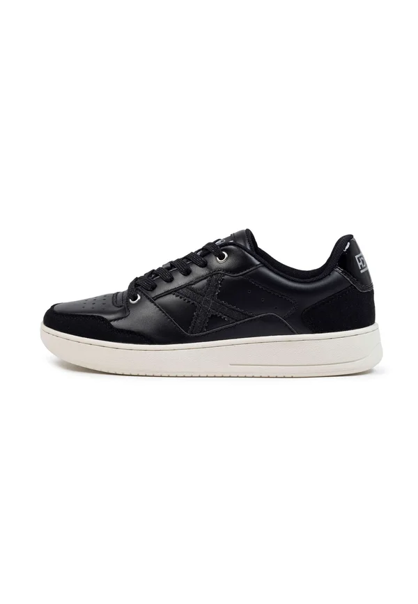 LEGIT - Trainers - varnish black