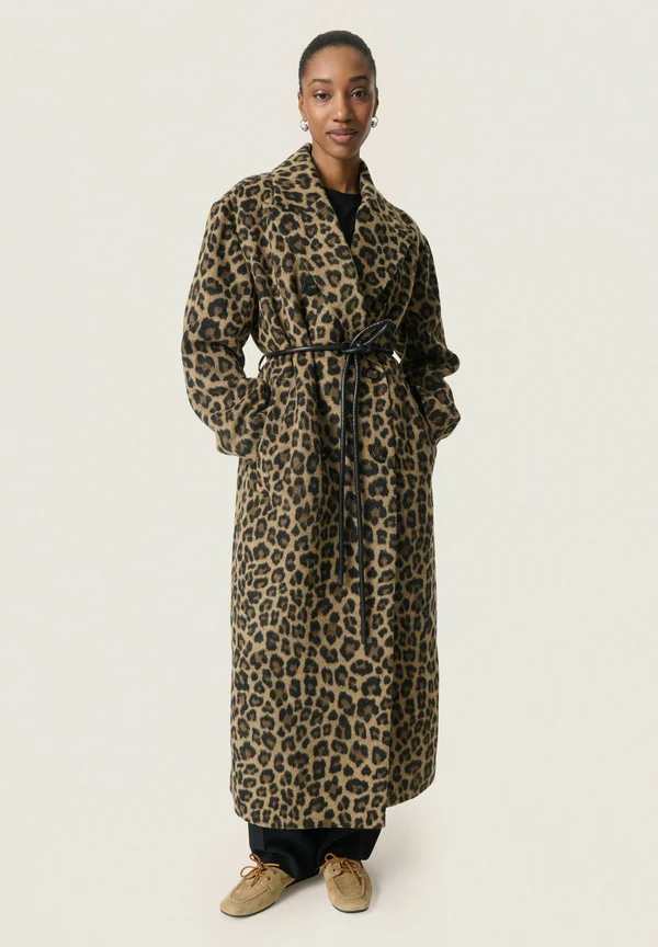 LEONY MAFALDA  - Classic coat - leopard jaquard