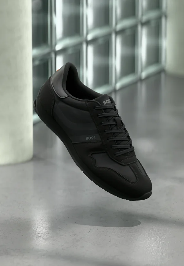 LEVON RUNN - Trainers - black