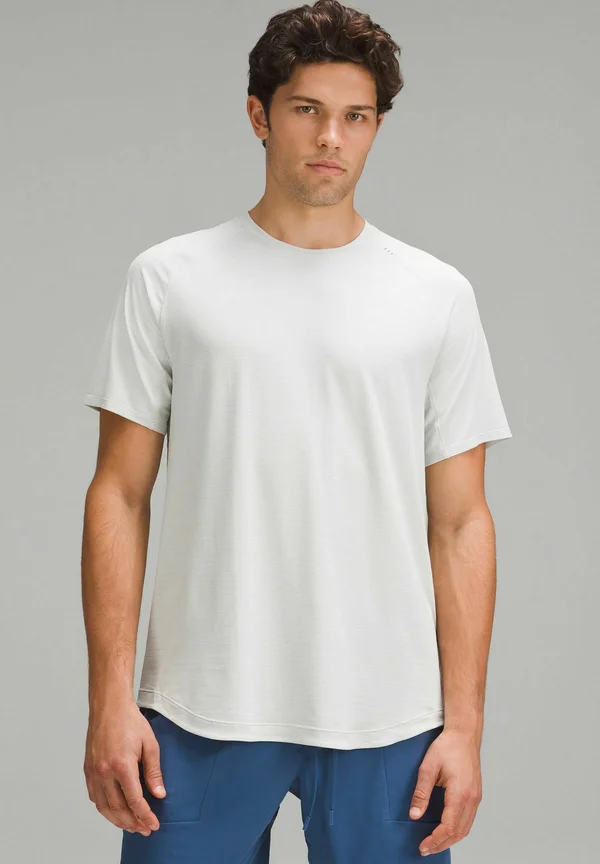 LICENSE TO TRAIN SHORT SLEEVE - Basic T-shirt - vapor
