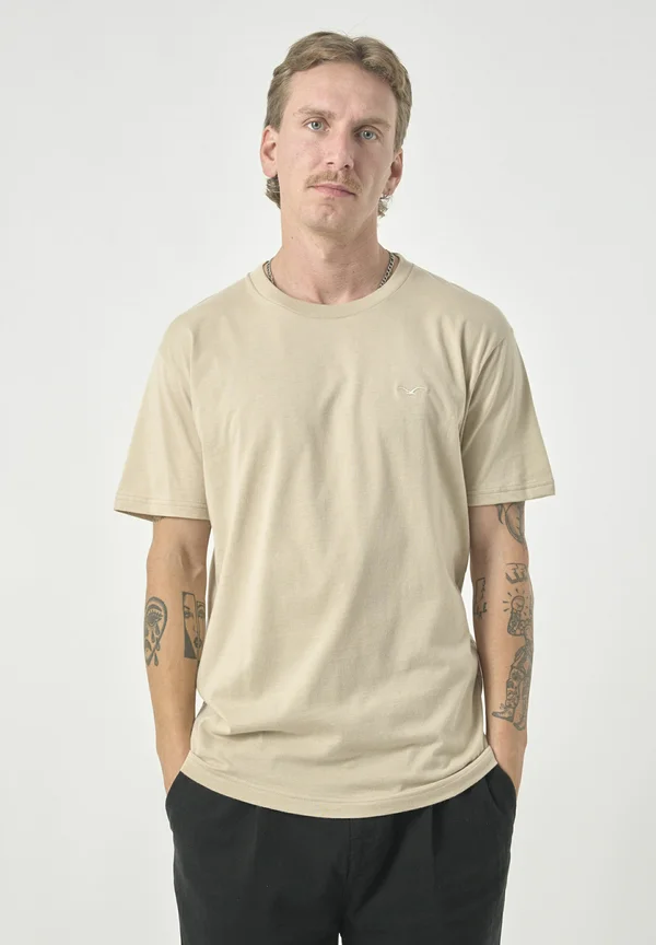LIGULL REGULAR - Basic T-shirt - feather gray
