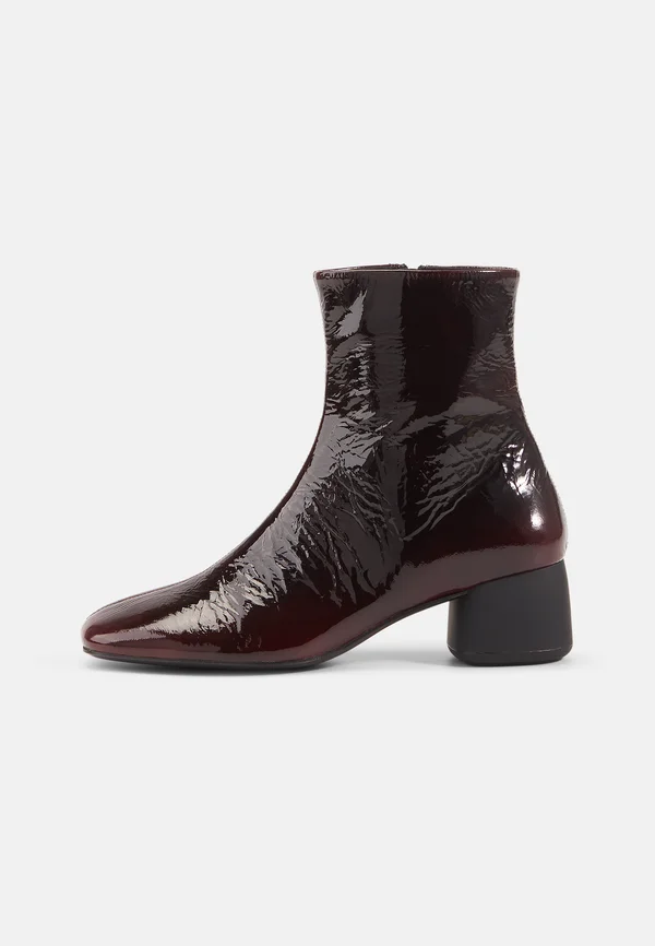 LIVIA - Classic ankle boots - cherry