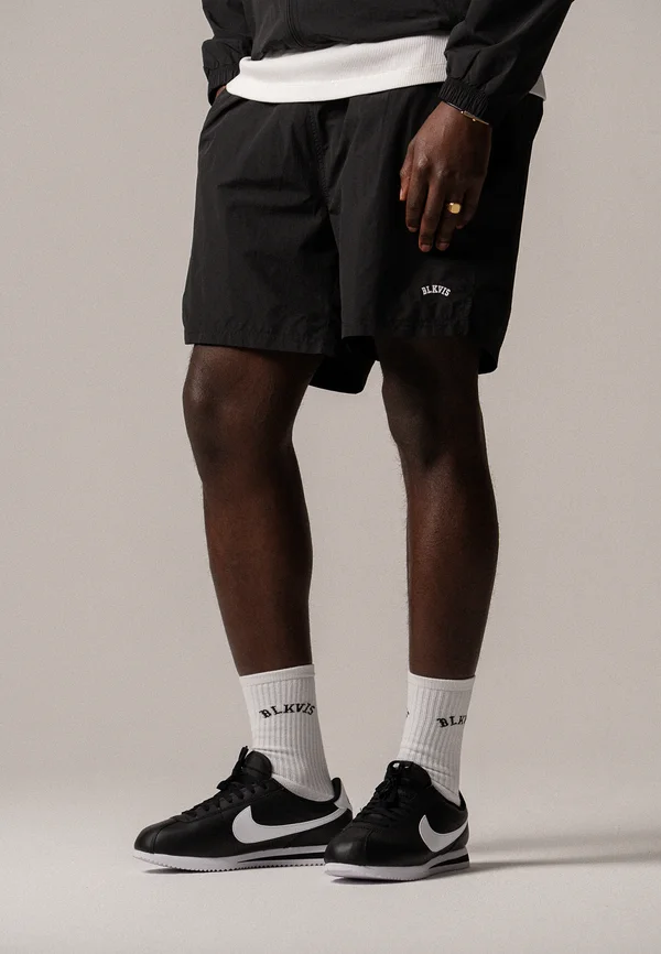 LOGO TRACK - Shorts - black