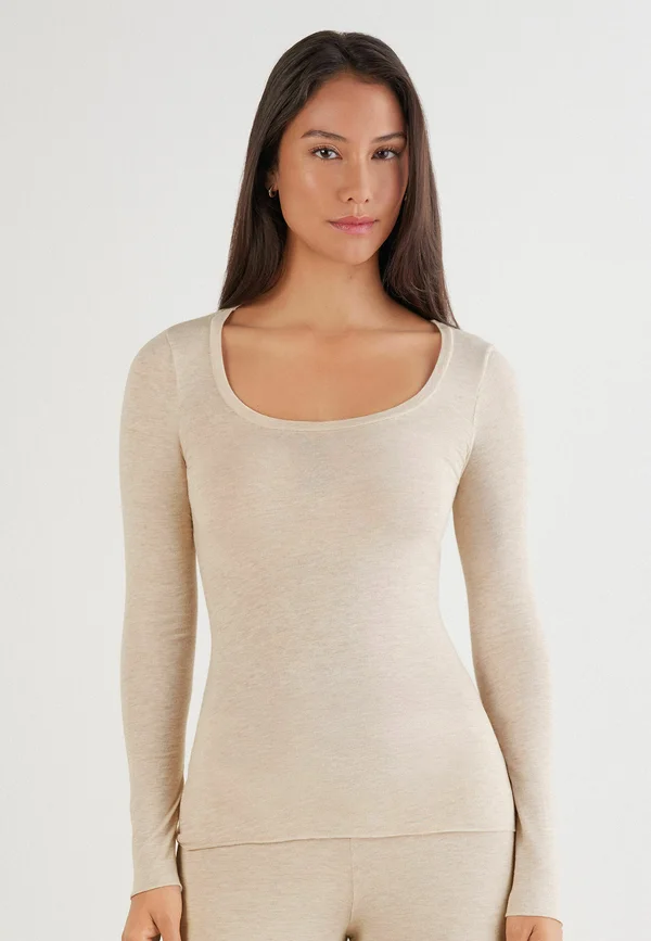 Long sleeved top - beige