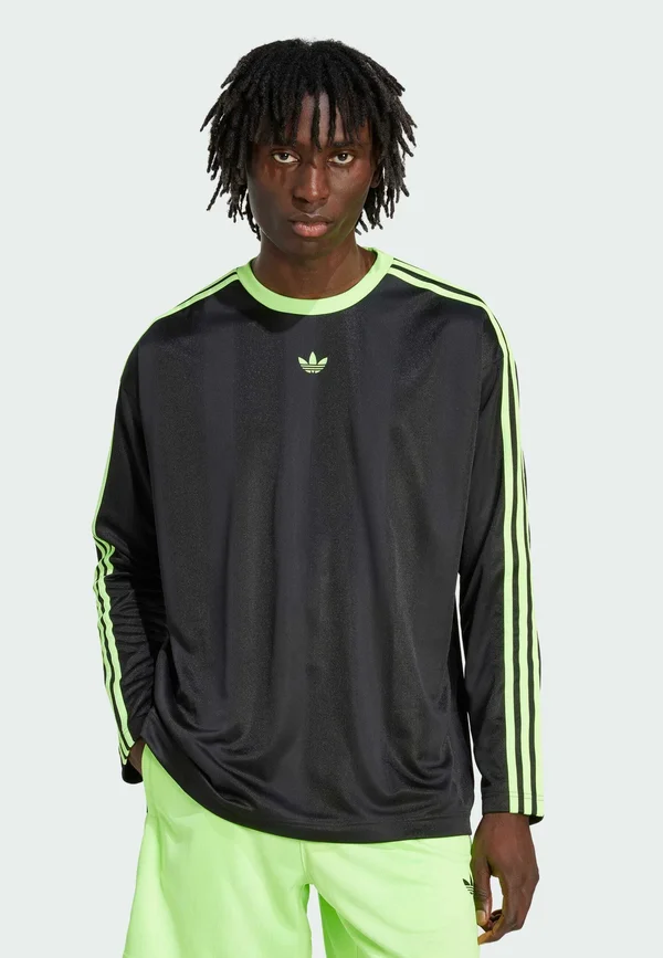 Long sleeved top - black   signal green