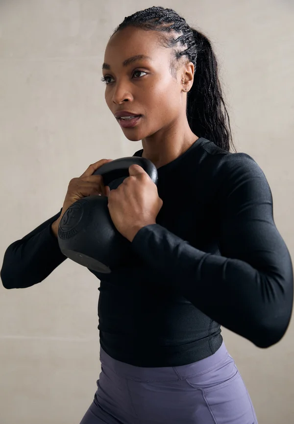 Long sleeved top - black