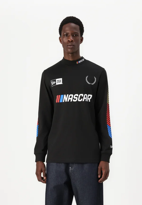 Long sleeved top - black