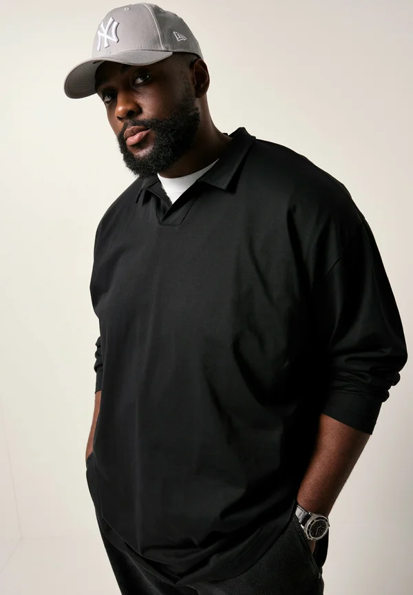 Long sleeved top - black