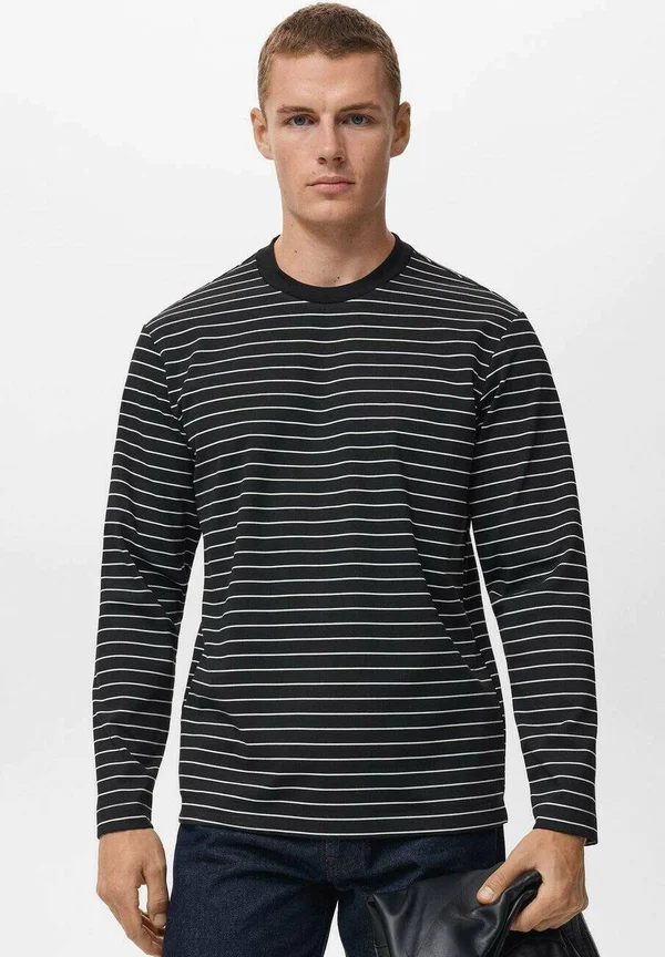 Long sleeved top - black