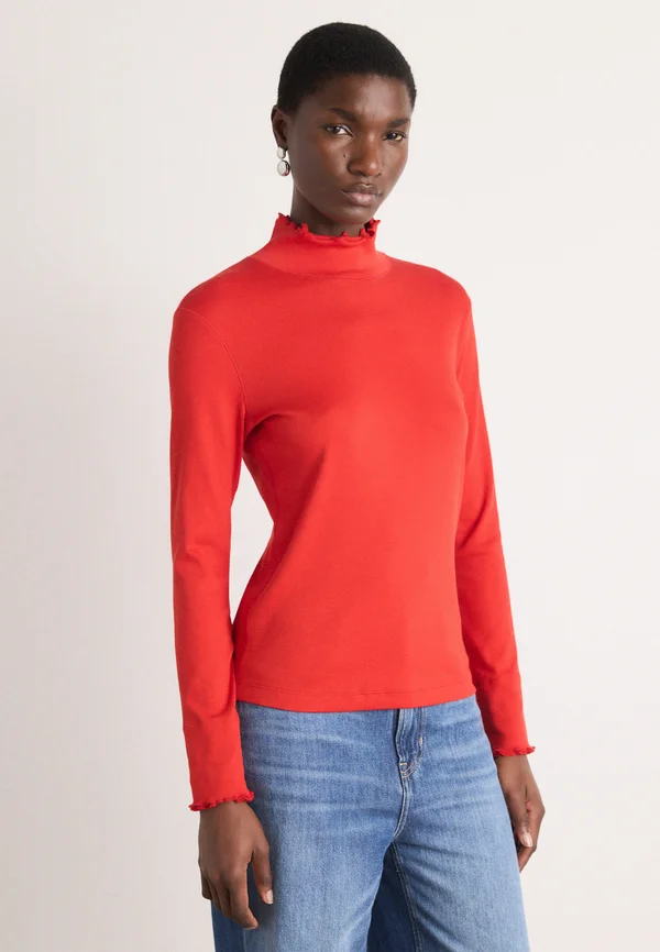 Long sleeved top - cranberry