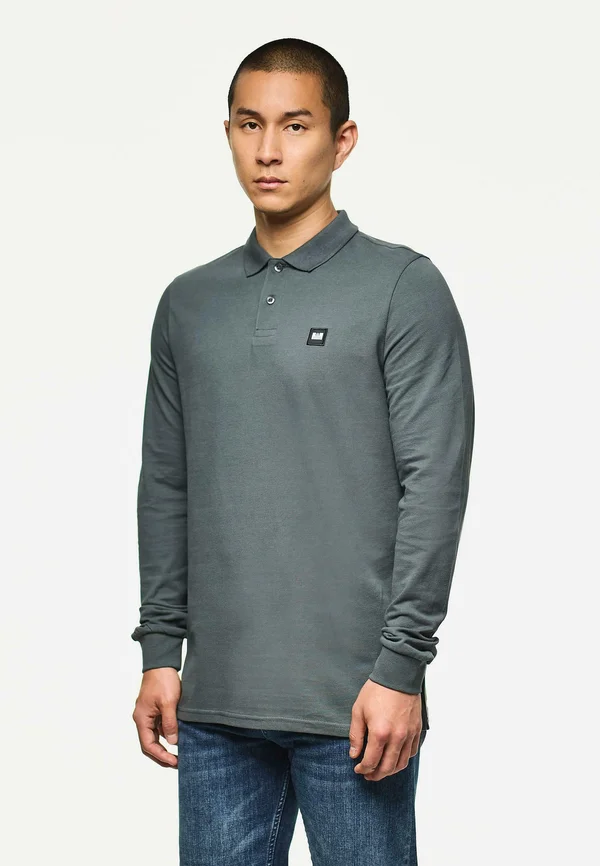 Long sleeved top - cyclone