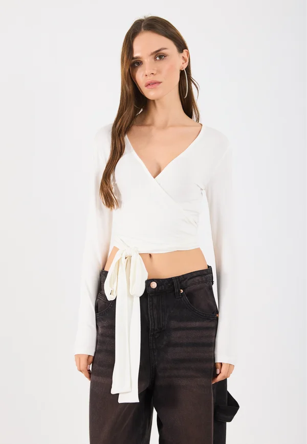 Long sleeved top - egret