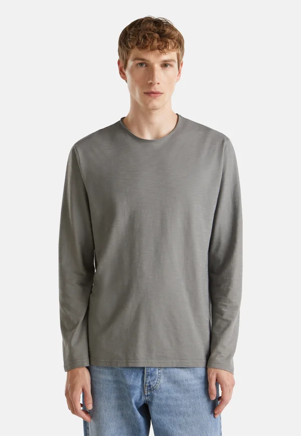 Long sleeved top - grey