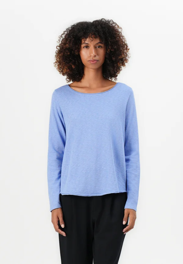Long sleeved top - lake blue