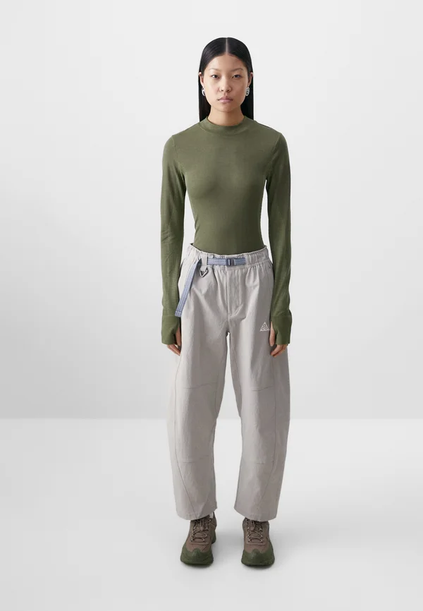 Long sleeved top - medium olive/barely volt