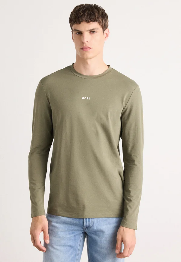 Long sleeved top - open green