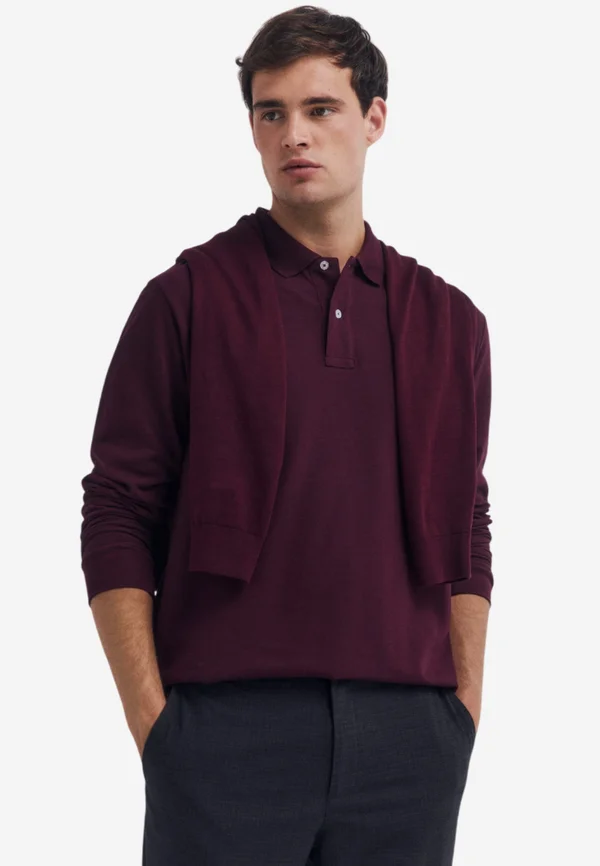 Long sleeved top - red