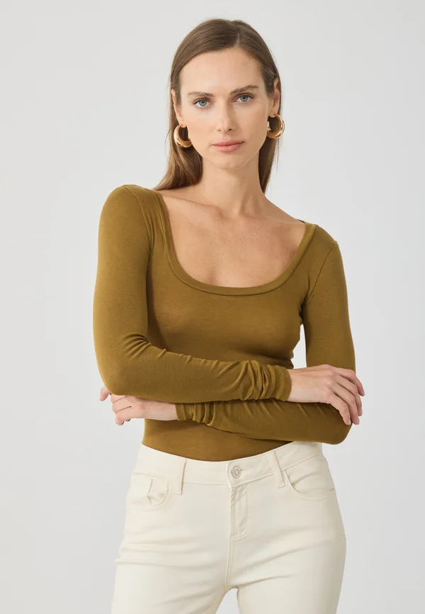 LONG SLEEVED TOP WITH WOOL CONTENT - Long sleeved top - butternut