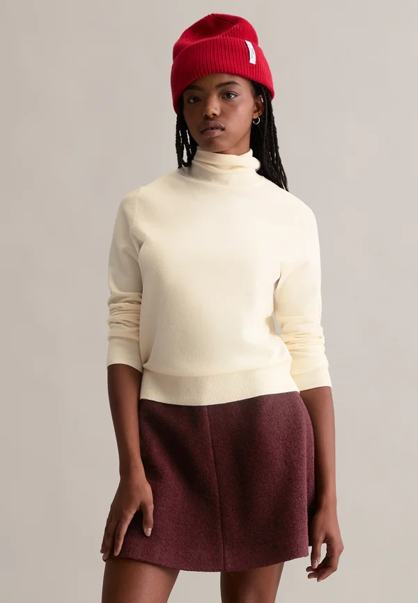 LONGSLEEVE TURTLENECK - Jumper - white blush