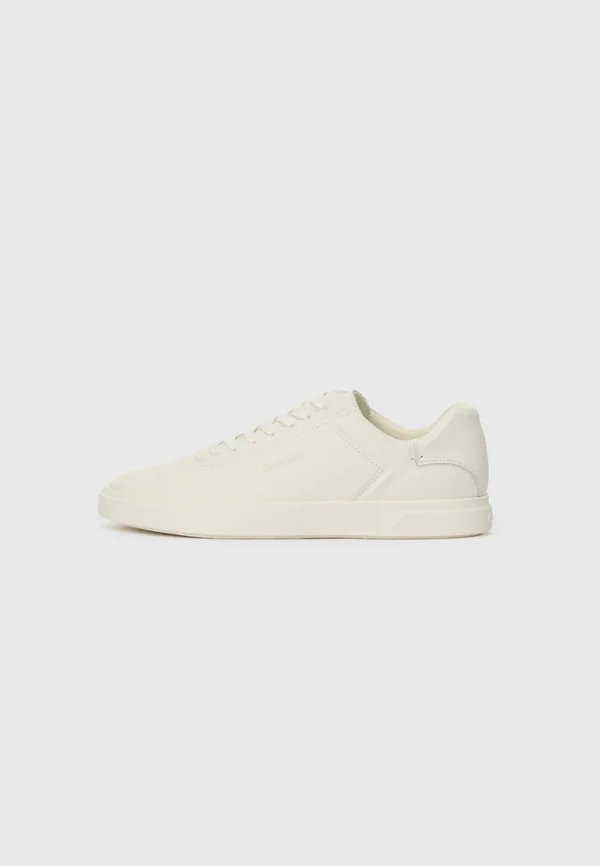 LOW PRO CUPS - Trainers - white