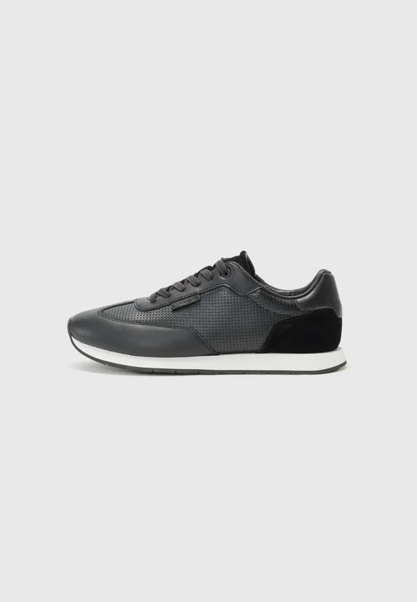 LOW PROF RUNN - Trainers - black/bright white