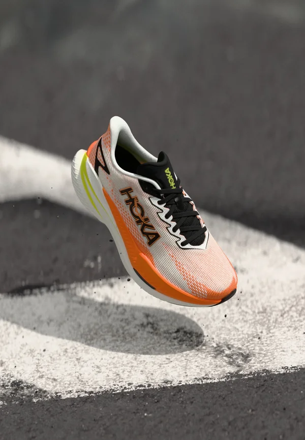 MACH X 3 - Road running shoes - white/neon tangerine