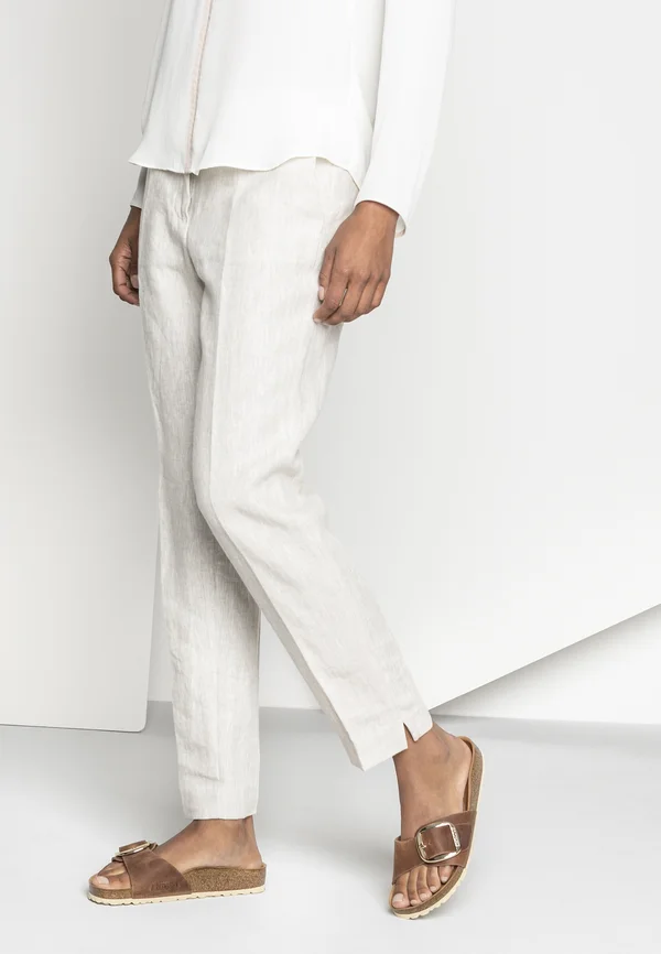 MADRID BIG BUCKLE REGULAR - Sandals - cognac