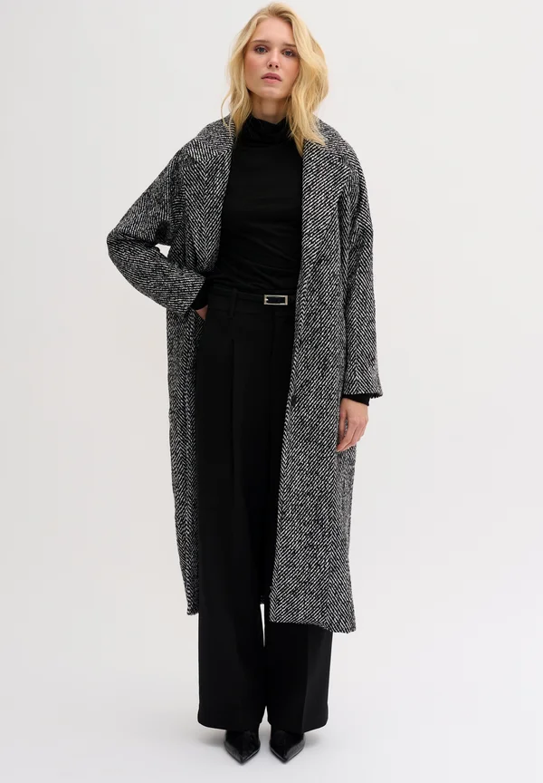 MAGGIEMW  - Classic coat - black off white combo