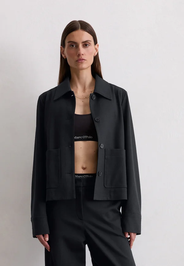 MARC O’POLO X DFB TRAVEL COLLECTION INDOOR JACKET, COLLAR, PATCH POCKETS AT FRONT, BUTTONED - Summer jacket - deep night blue