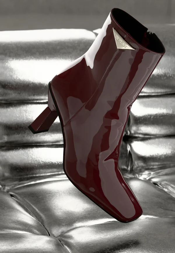 MARTHE - Classic ankle boots - cherry