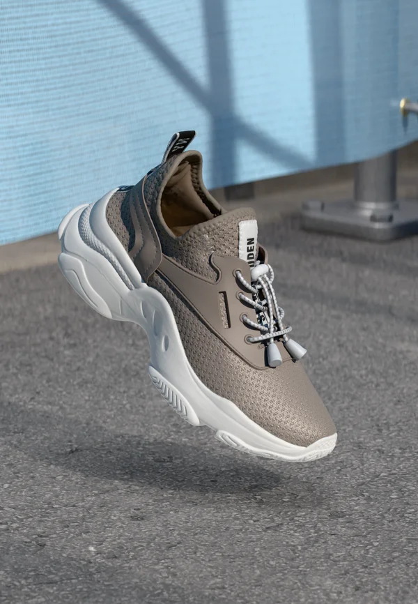 MATCHE - Trainers - taupe