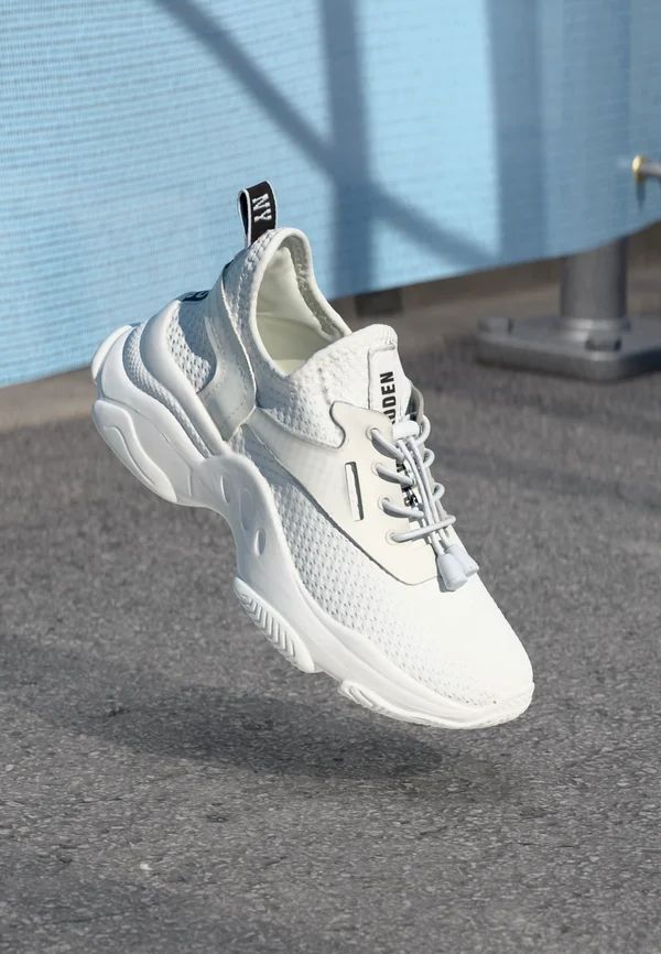 MATCHE - Trainers - white