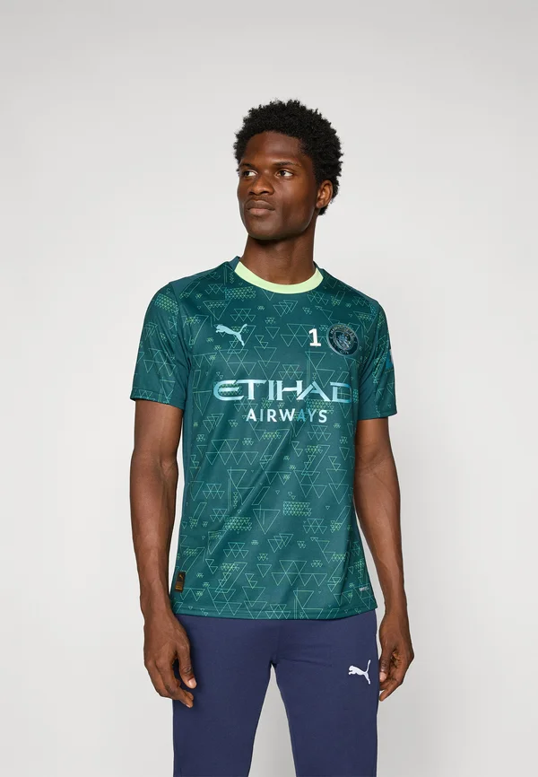 MCFC REPLICA - Club wear - green terrain