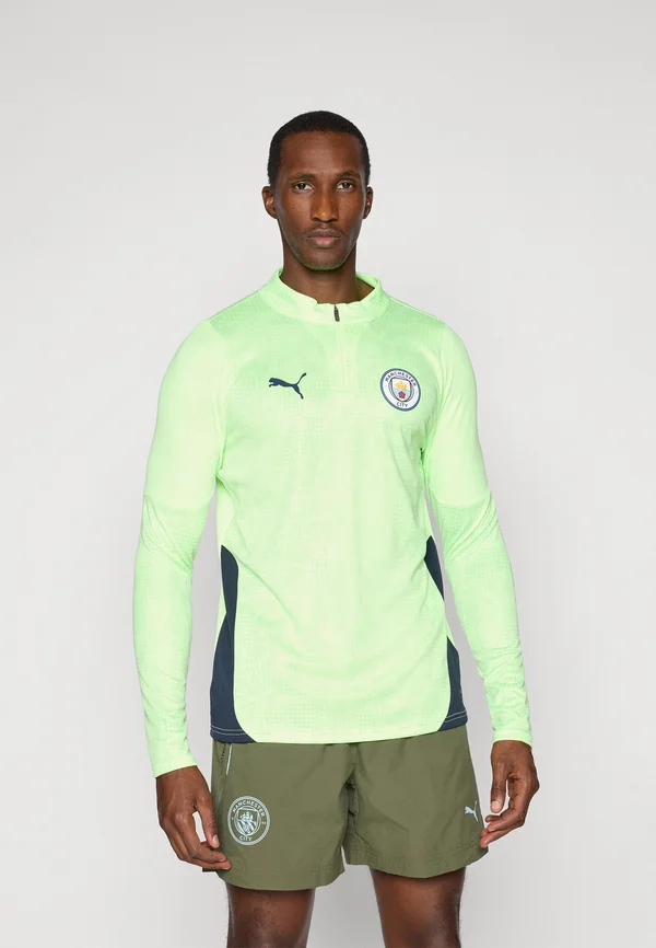 MCFC TRAINING 1/4 ZIP TOP - Club wear - fizzy apple/blue violet