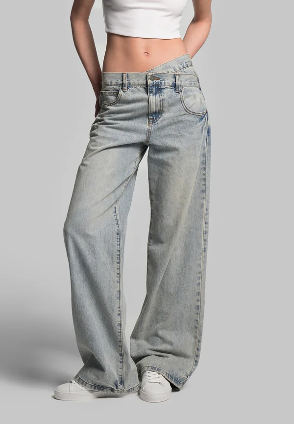 MEG V2 - Relaxed fit jeans - faded blue