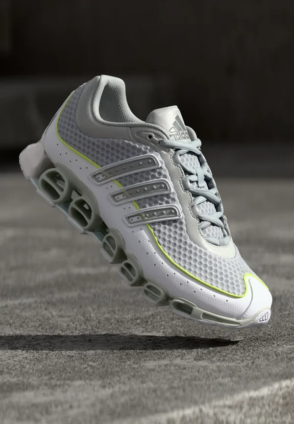 MEGARIDE UNISEX - Trainers - silver metallic/footwear white/solar yellow