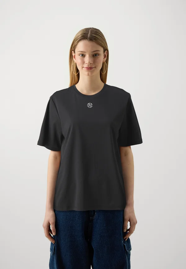 MELEA ICON TEE - Basic T-shirt - black/egret