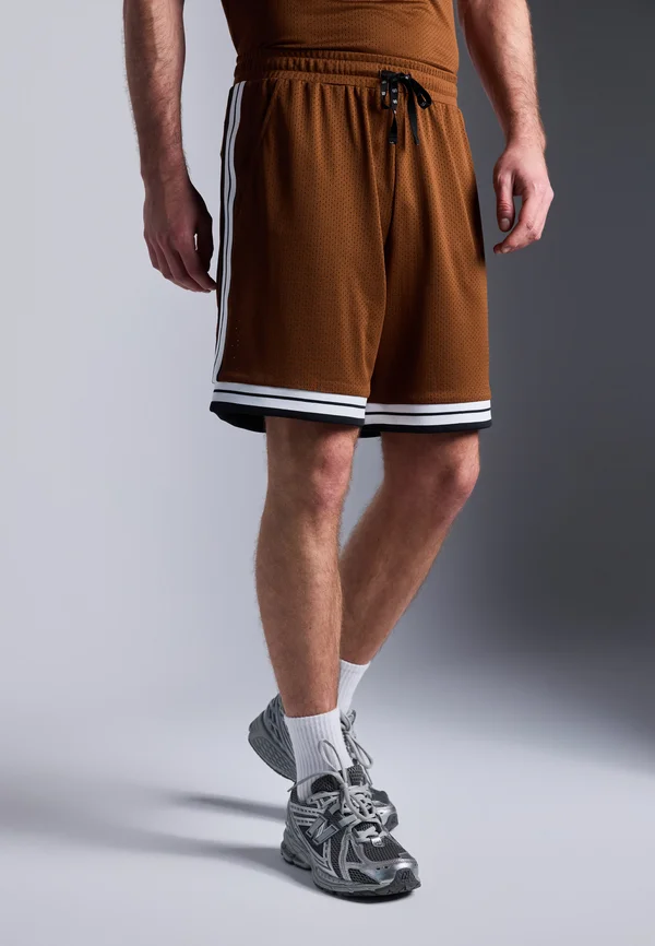 MESH BASKETBALL SHORTS WITH CONTRAST PIPING - Shorts - brown