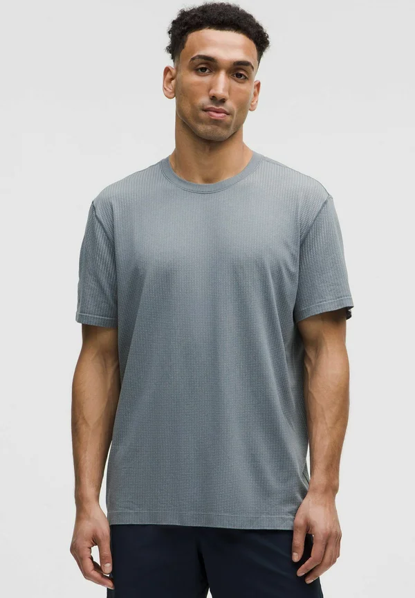 Metal Vent Tech Relaxed-Fit Short Sleeve - Basic T-shirt - vapor solar grey