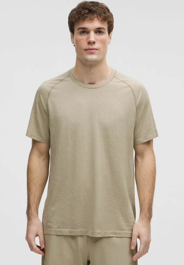 METAL VENT TECH SHORT SLEEVE - Basic T-shirt - light ivory sheer oak