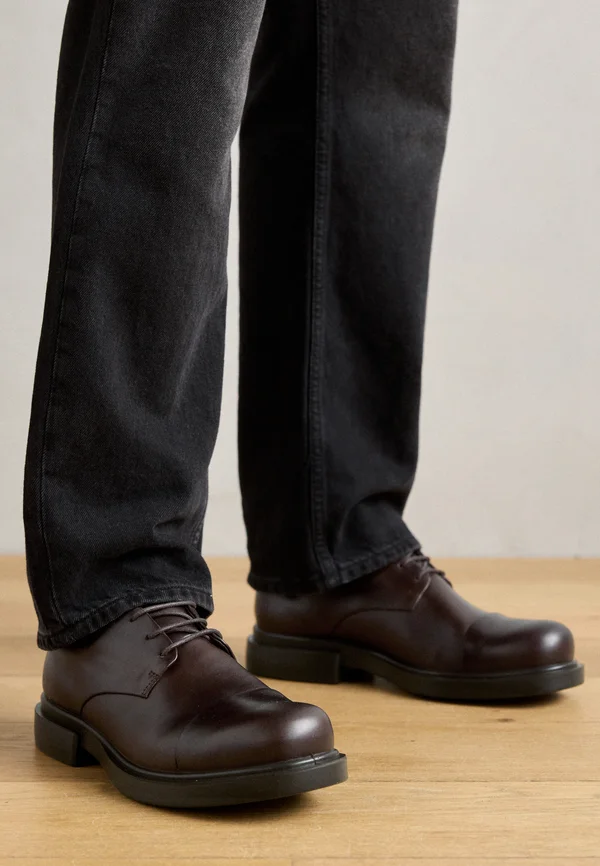 METROPOLE SEOUL - Lace-ups - mocha