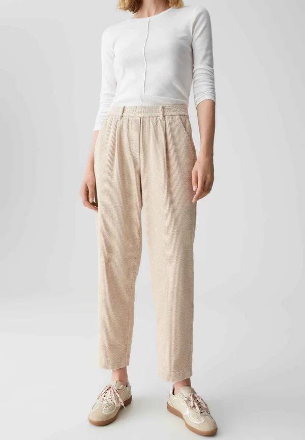MID RISE RELAXED FIT - Trousers - macadamia